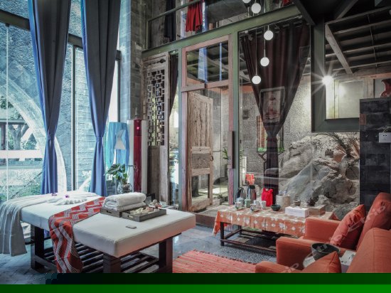 庭院小套房暮山溪