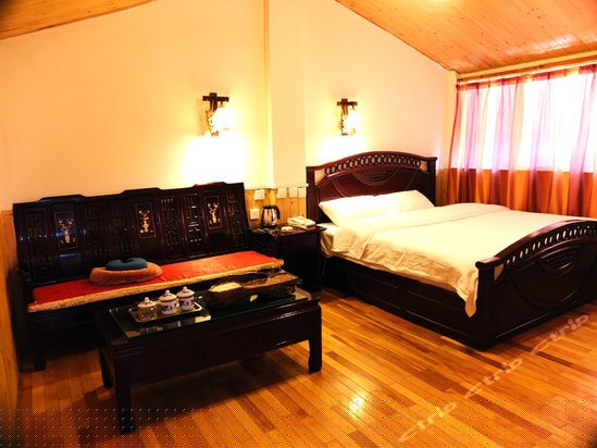 豪华大床房