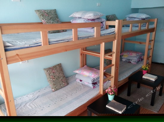 男生海洋八人间(床位)