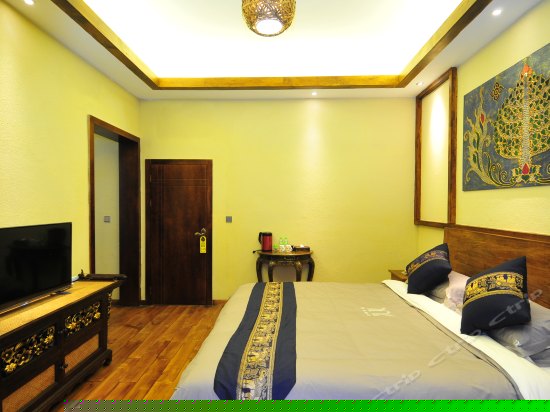 观景豪华大床房