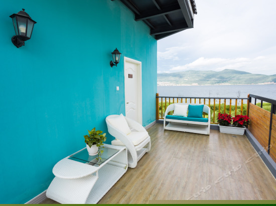 翡冷翠海景大床房