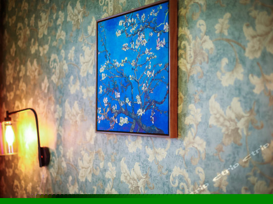 抱庭舒适大床房