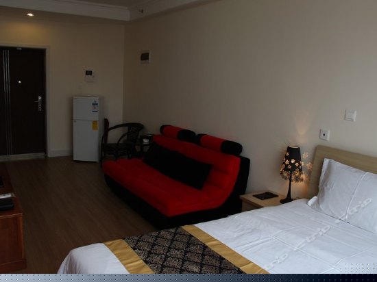 高级市景单卧大床房