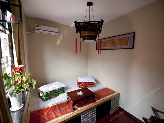 豪华明清家庭房