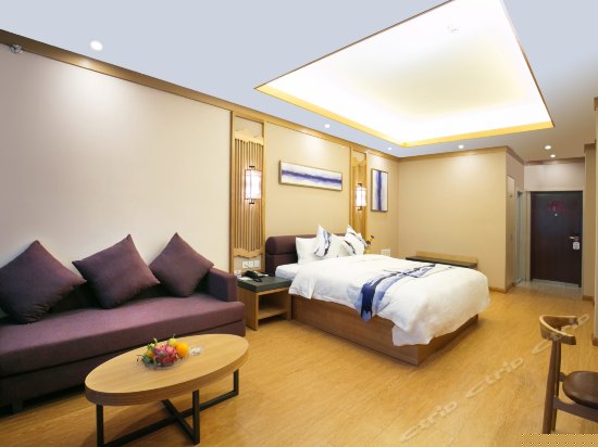 荷泰经典大床房