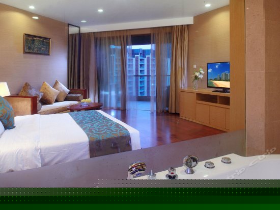 朝露轩海景大床房