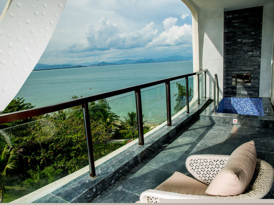 珊瑚家庭顶级海景套房