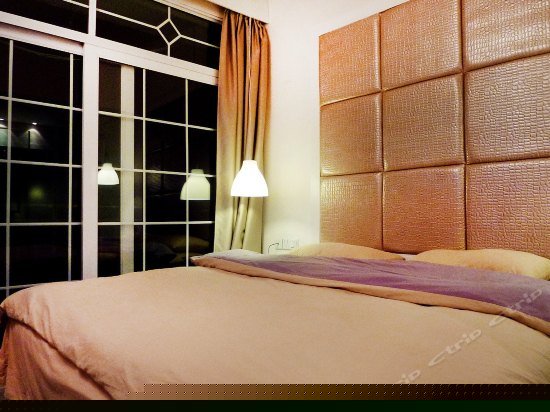 阳台榻榻米大床房