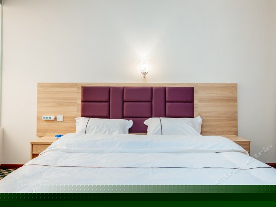 特惠豪华大床房