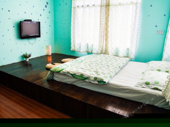 清新蜜月江景大床房