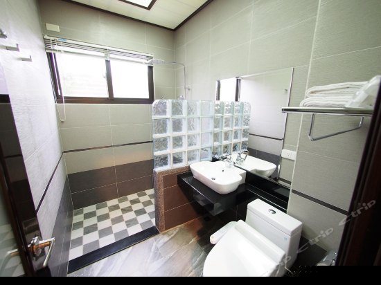 庭园山景双人房