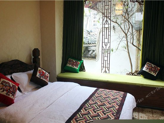 雅致大床房（昔归忆）