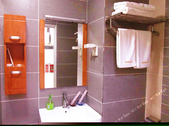 阳台江景双床房