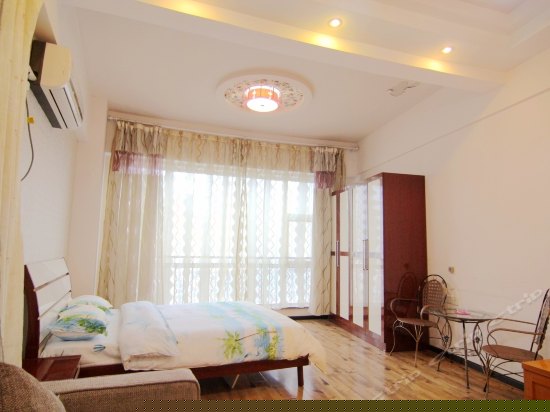 豪华精品大床房