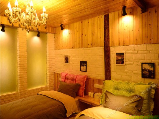 一楼温馨双床房