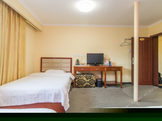 商务数码三人间