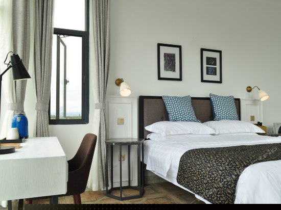 高级海景阳台大床房