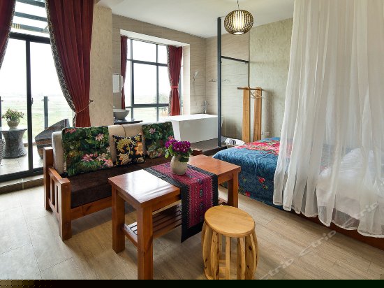 主题阳台大床房