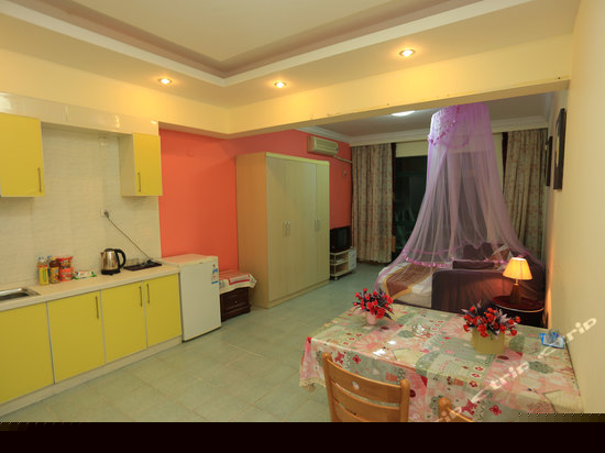 海景蜜月圆床房