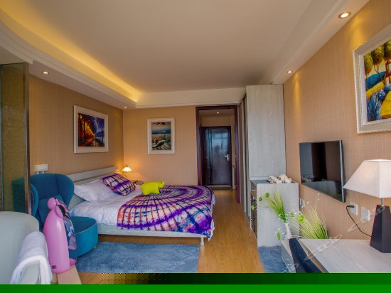 享家时光叁号远方的家大床房