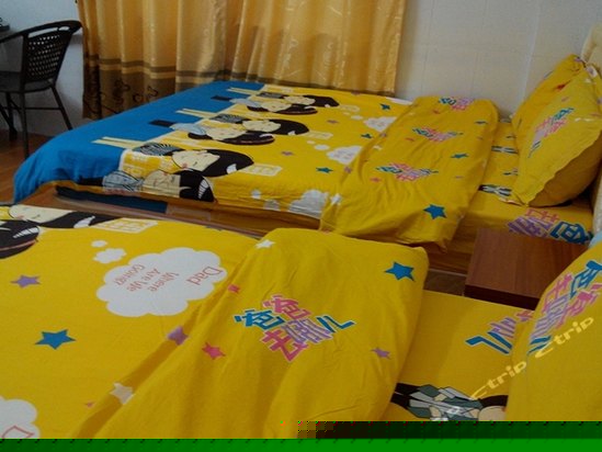 大床双人房（四人房）