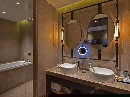 豪华江景双床房