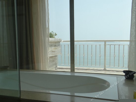 全海景贵宾大床房