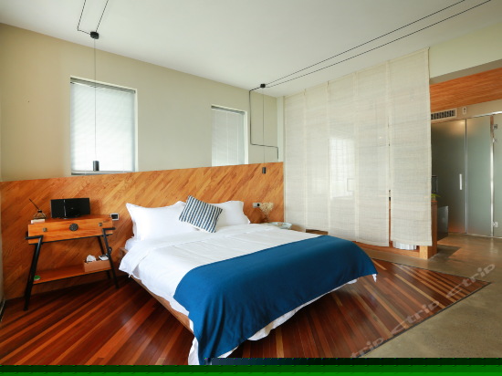 最美夕阳海景花园大床房