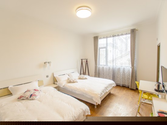 幸福家庭三人房