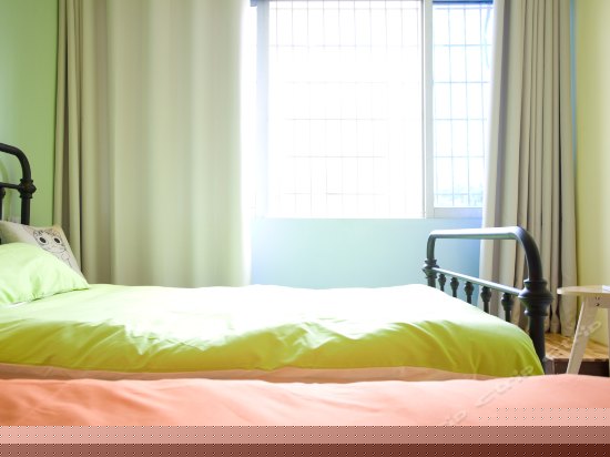 六号双床房-水果糖