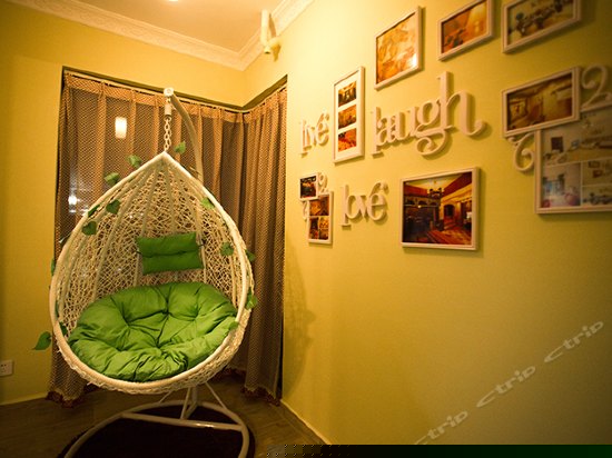 市景特色套房两房一厅