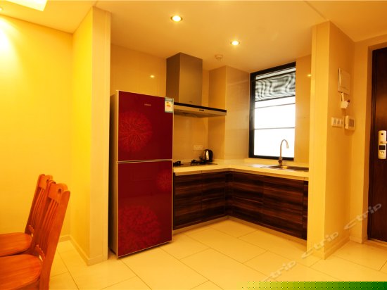 豪华开放式大床房