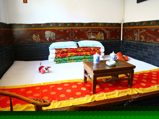 豪华民俗大土炕