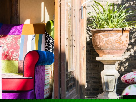 豪华阳光大床房