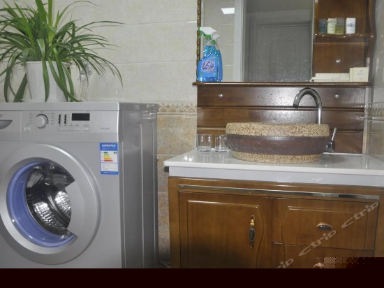 雪野湖度假别墅四间套