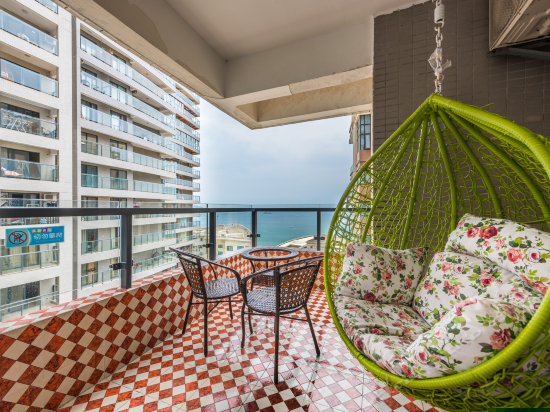 阳台海景圆床房