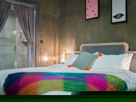 180°海景大床房