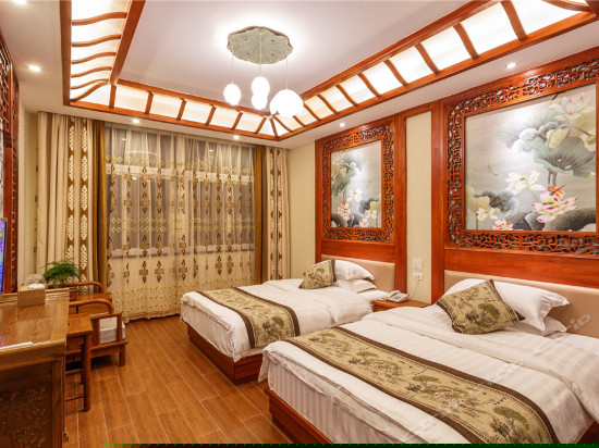 雅致临河标准房