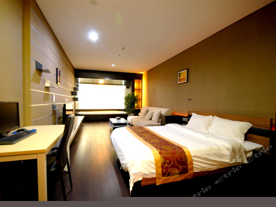 无敌海景大床房