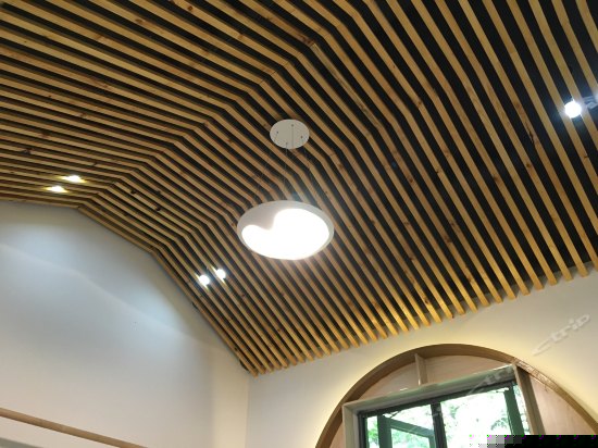 溪畔景观房虚度