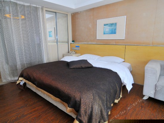 豪华海景大床房