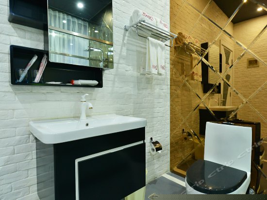 爱的旅途（无窗）