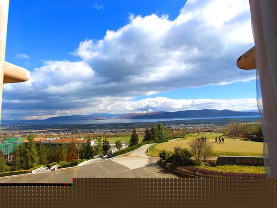 豪华海景大床房