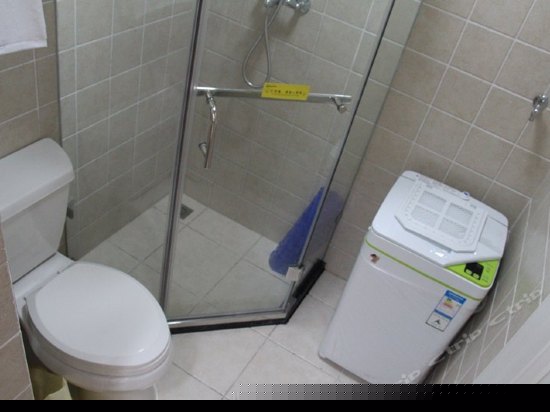 高级市景单卧大床房