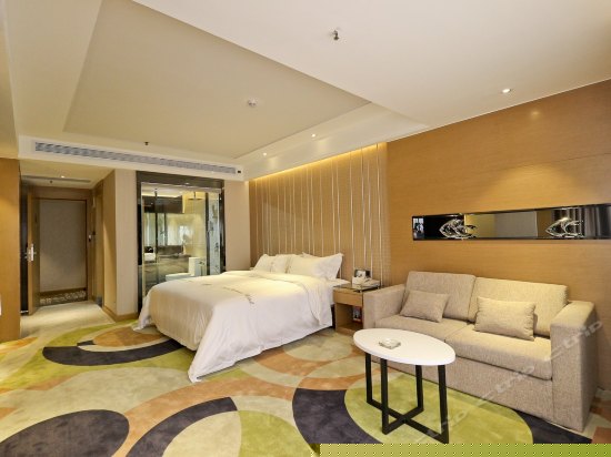 精品商务大床房