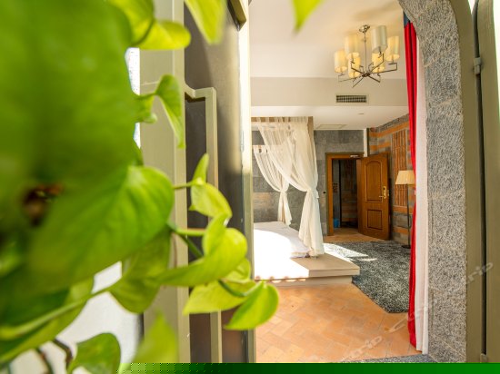 花园海景大床房