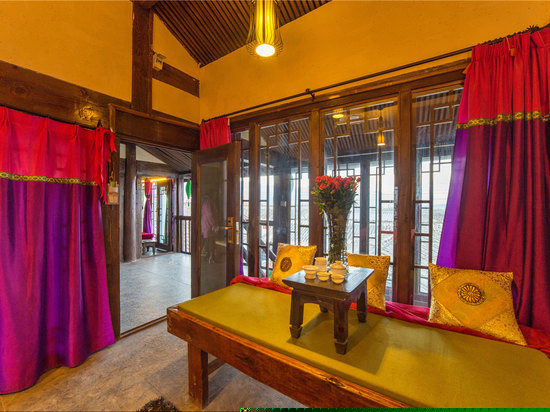 阳光观景大床房