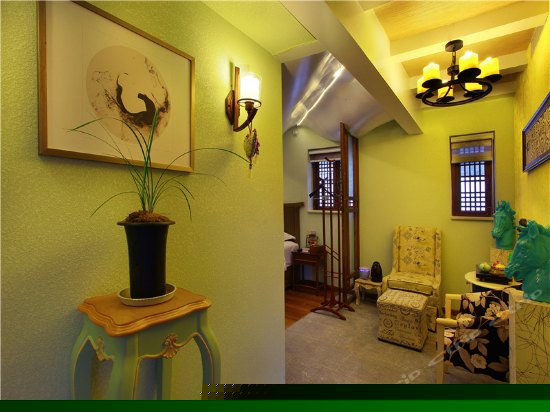 水韵豪华大床房