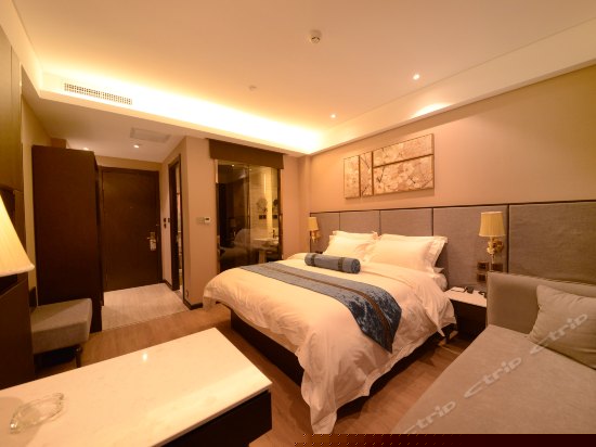 和颐高级大床房