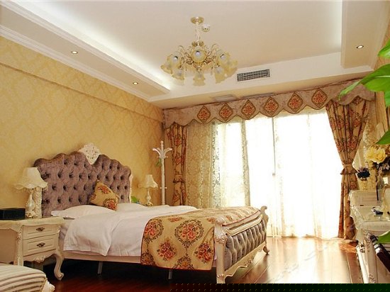 豪华法式风情大床房